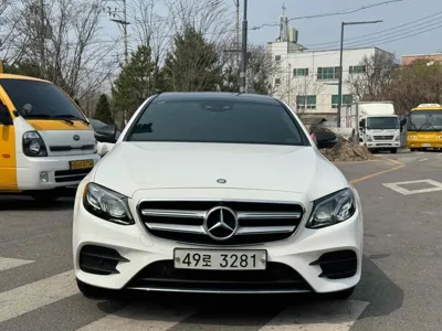 Mercedes-Benz E-Class 2017, 83000 км, за 26500000 KRW