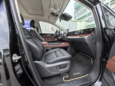 GAC Motor 传祺E8 PHEV 2024, 3000 км, за 153000 CNY - фото 11