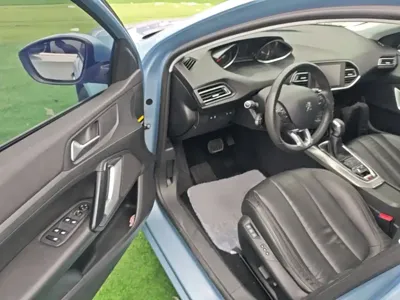Peugeot 308S 2016, 56500 км, за 37300 CNY - фото 16