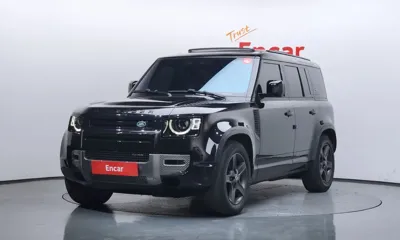 Land Rover Defender · 2022 год