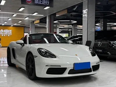 Porsche 718 2023, 15000 км, за 438000 CNY