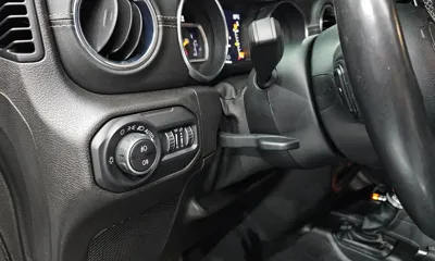 Jeep Wrangler 2019, 88377 км, за 32800000 KRW - фото 20
