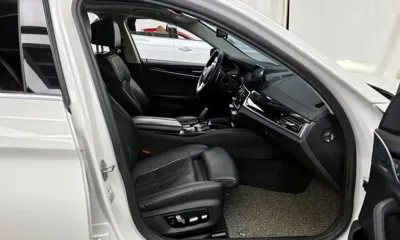 BMW 5-Series 2019, 67675 км, за 24900000 KRW - фото 11