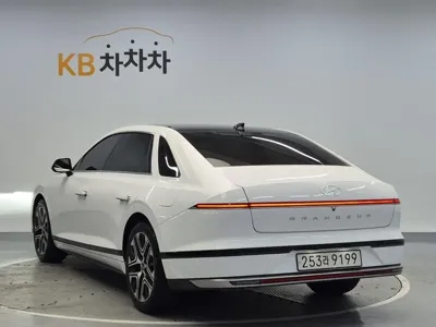 Hyundai Grandeur 2023, 53552 км, за 28400000 KRW