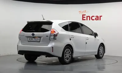Toyota Prius 2015, 119858 км, за 14490000 KRW
