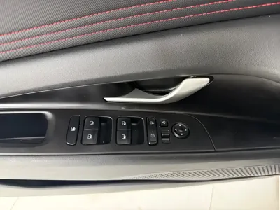 Hyundai Elantra 2022, 39800 км, за 85800 CNY - фото 12