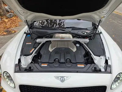 Bentley Flying Spur 2023, 13300 км, за 278000000 KRW - фото 6