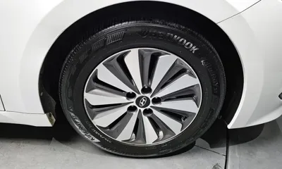 Hyundai Grandeur 2016, 158093 км, за 9500000 KRW - фото 21