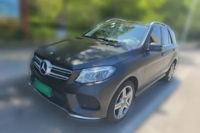 Mercedes-Benz GLE · 2015 год