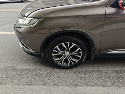Mitsubishi Outlander 2016, 145400 км, за 45014.56 CNY - фото 8