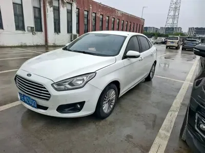 Ford Escort · 2016 год