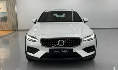 Volvo V60 2025, 1400 км, за 51000000 KRW