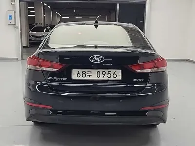 Hyundai Avante 2016, 103385 км, за 8500000 KRW