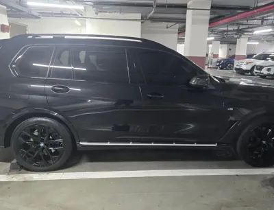 BMW X7 2025, 26000 км, за 136000000 KRW