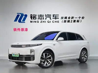 Li Auto Li L7 · 2024 год