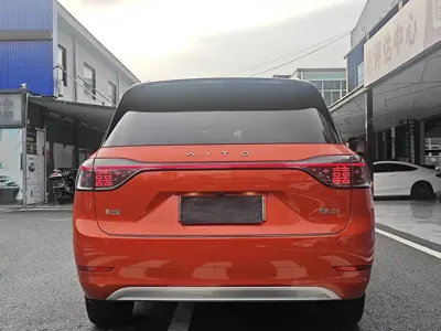 AITO 问界 AITO M9 2024, 32000 км, за 319800 CNY