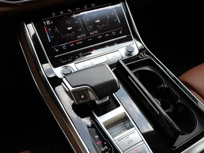 Audi Q7 2021, 70000 км, за 318000 CNY - фото 17