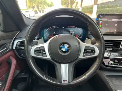 BMW 5 Series 2022, 74000 км, за 209800 CNY - фото 9