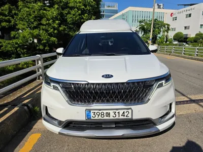 Kia Canival · 2021 год