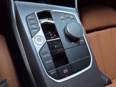 BMW 3-Series 2026, 700 км, за 33400000 KRW - фото 9