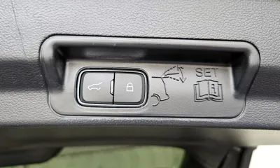 Ford Explorer 2022, 22492 км, за 34900000 KRW - фото 26