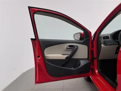 Volkswagen Polo 2012, 68300 км, за 18900 CNY - фото 8