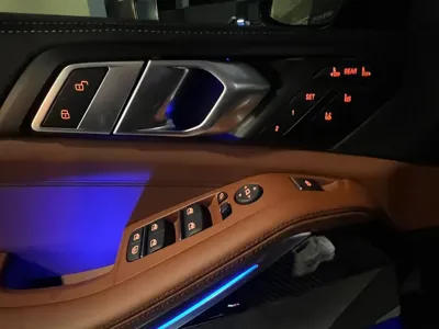 BMW X7 2025, 1052 км, за 0 KRW - фото 15