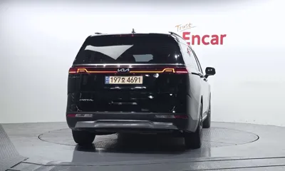 Kia Canival 2023, 51700 км, за 27000000 KRW