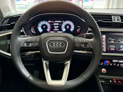 Audi Q3 2023, 10000 км, за 192000 CNY - фото 7