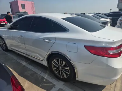 Hyundai Grandeur 2016, 378808 км, за 2350000 KRW - фото 3