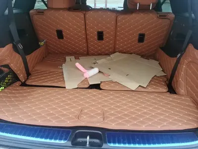 Mercedes-Benz GLC 2025, 9300 км, за 338000 CNY