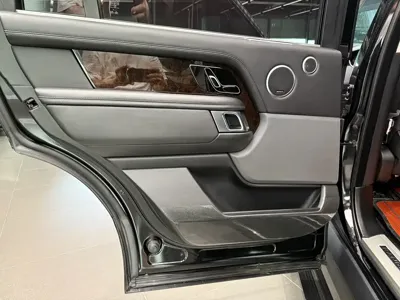 Land Rover Range Rover 2019, 65000 км, за 738800 CNY - фото 12