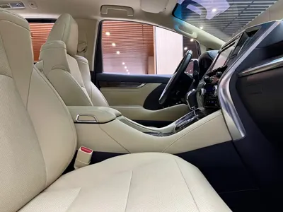 Toyota Alphard 2019, 140000 км, за 378000 CNY - фото 6