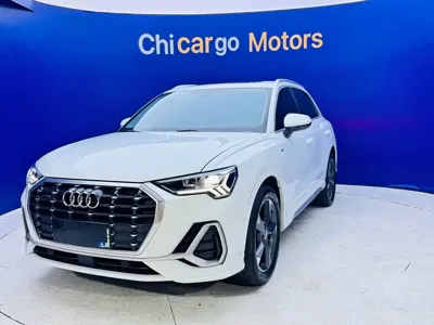 Audi Q3 · 2022 год