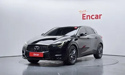 Infiniti Q30 · 2017 год