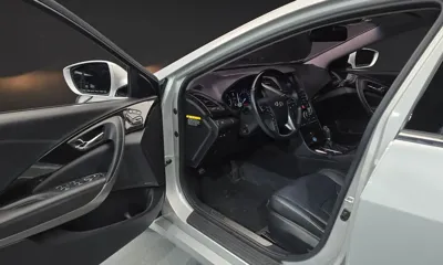Hyundai Grandeur 2016, 83618 км, за 7900000 KRW - фото 10