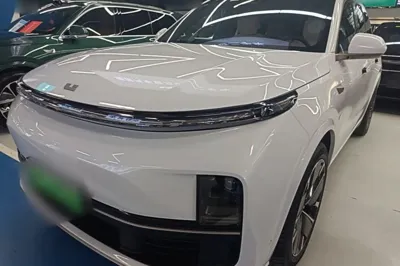 Li Auto L9 · 2025 год
