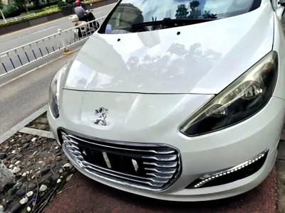 Peugeot 308 2015, 71800 км, за 18800 CNY - фото 3