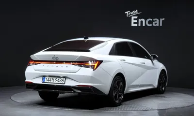 Hyundai Avante 2021, 64452 км, за 20000000 KRW