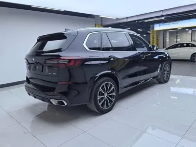 BMW X5 2023, 53500 км, за 345800 CNY