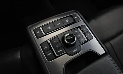 Hyundai Genesis 2016, 93351 км, за 12500000 KRW - фото 19