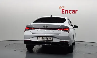 Hyundai Avante 2023, 119651 км, за 11000000 KRW