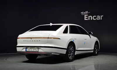Hyundai Grandeur 2024, 14752 км, за 31000000 KRW