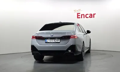 BMW 5-Series 2026, 11829 км, за 115900000 KRW - фото 4