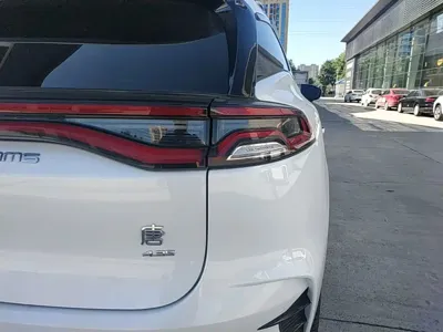 BYD Tang New Energy 2023, 87700 км, за 132800 CNY - фото 8