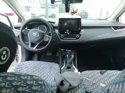 Toyota Corolla 2021, 70300 км, за 66300 CNY - фото 16