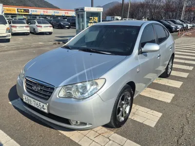 Hyundai Avante · 2009 год