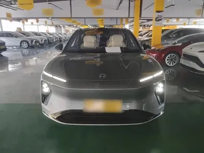 Nio ET9 2025, 37400 км, за 415100 CNY