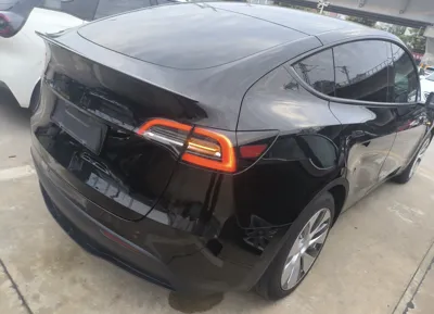 Tesla Model Y · 2022 год