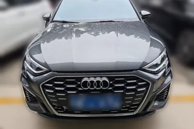 Audi A3 2023, 11400 км, за 154089.57 CNY